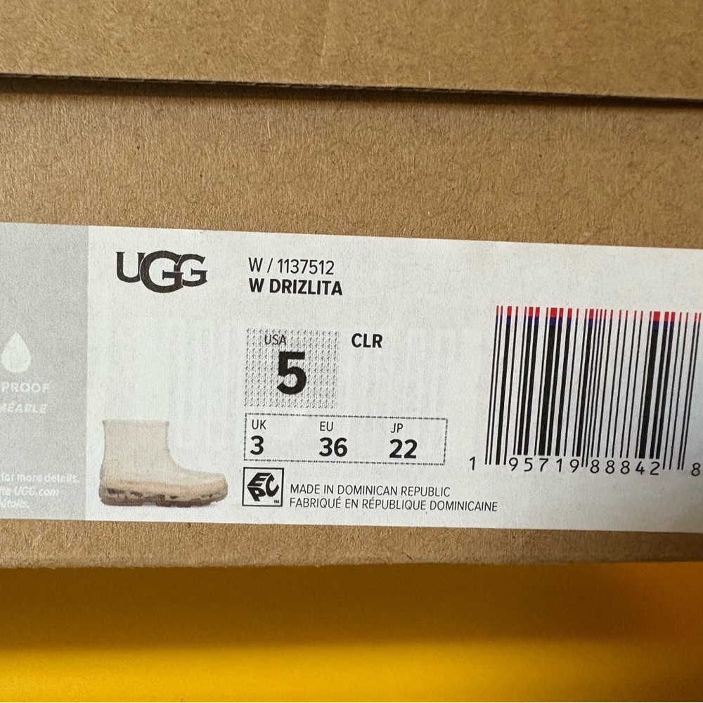 UGG Drizlita Boots - Clear Color